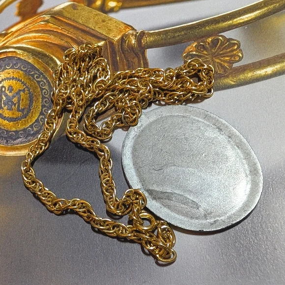 ANTQ VTG Daguerreotype Deceased Child Necklace - Picture 6 of 7